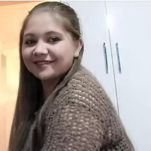 Mesmo com medida protetiva, mulher é morta a facadas pelo ex-companheiro na frente do filho no RS
